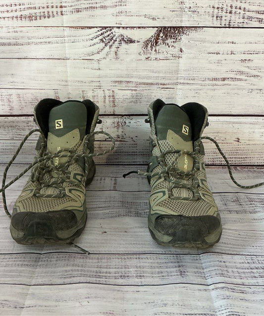 Women's Salomon X Ultra Mid GTX Hiking Boot In Olive Green Size 7