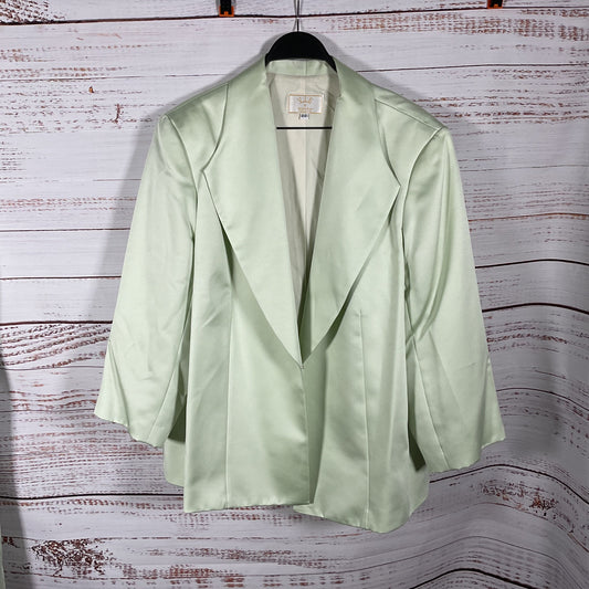 VIE by Victoria Royal Light Green Satin Blazer and Skirt Set Suit - Size 22