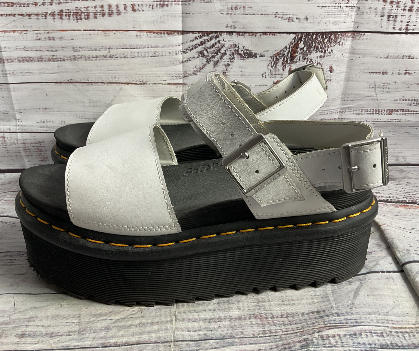 Dr. Martens Voss Quad Leather Strap Platform Sandals White Size 10