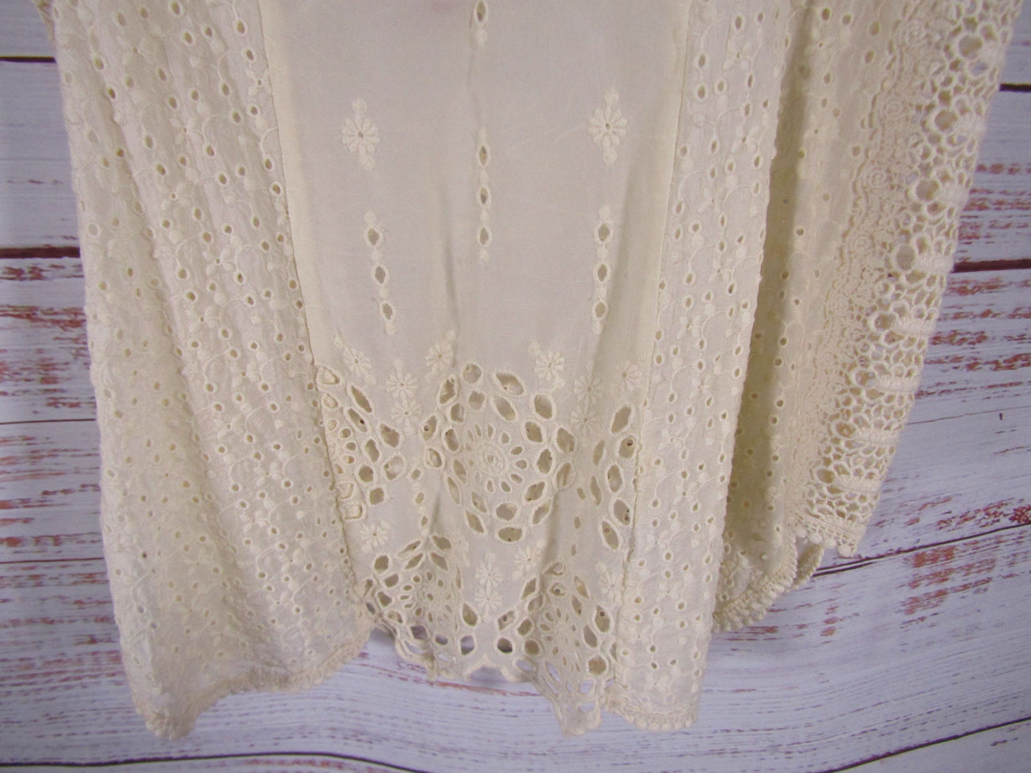 Johnny Was Saige Women's Beige Embroidered Eyelet Tank Top Size XS