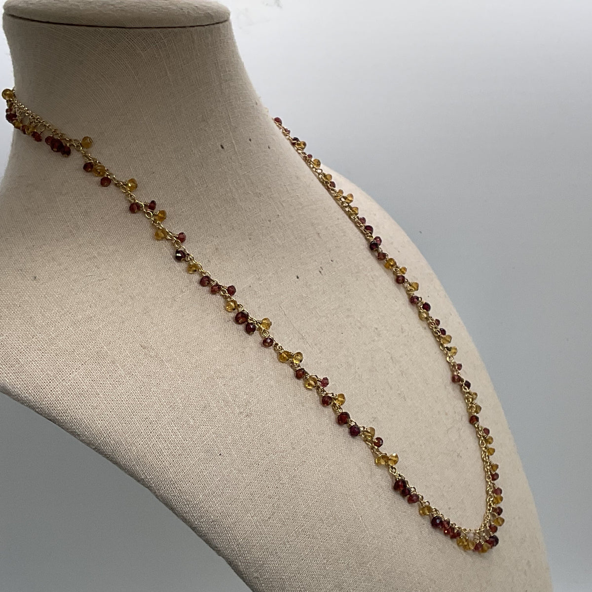 585 14K Yellow Gold Garnet & Citrine Dangle Beads 21" Chain Necklace- 11.97g