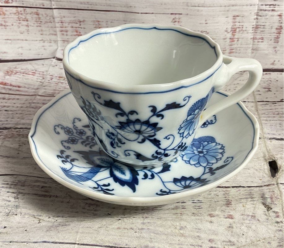 Blue Danube Blue Onion Pattern Porcelain Cup Saucer Creamer Set Blue White