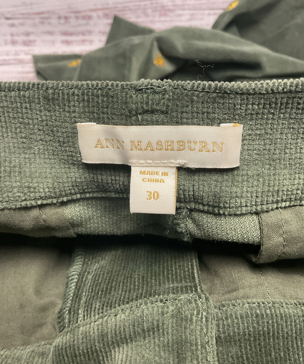Ann Mashburn Green Embroidered Cord Corduroy Pants - Size 30