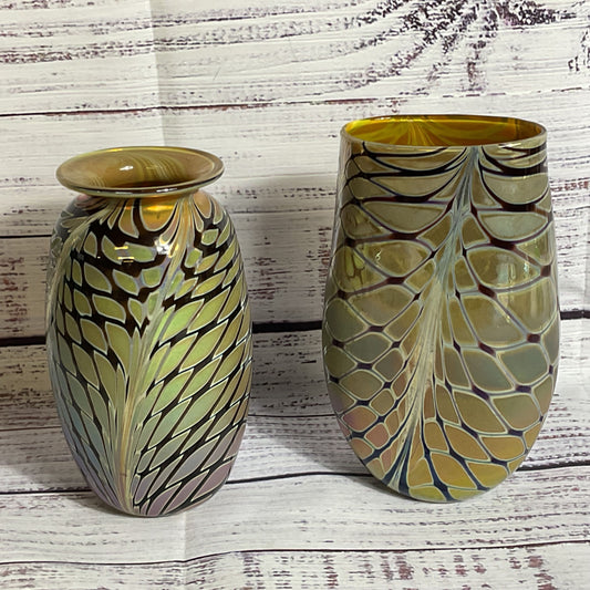 Set of 2 VTG. Signed CRAIG ZWEIFEL Iridesscent Swirl Vases- 5.25" & 6.5"