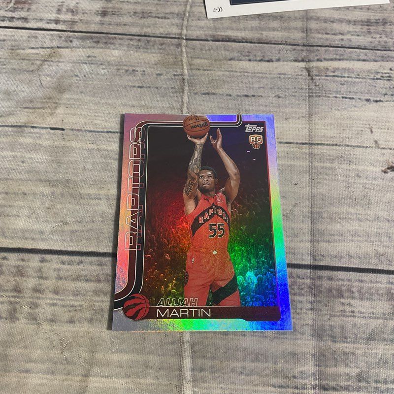 Lot Of 34 Topps 2025 Basketball Cards Rookie Foil Holo Flagg Kalkbrenner Fears