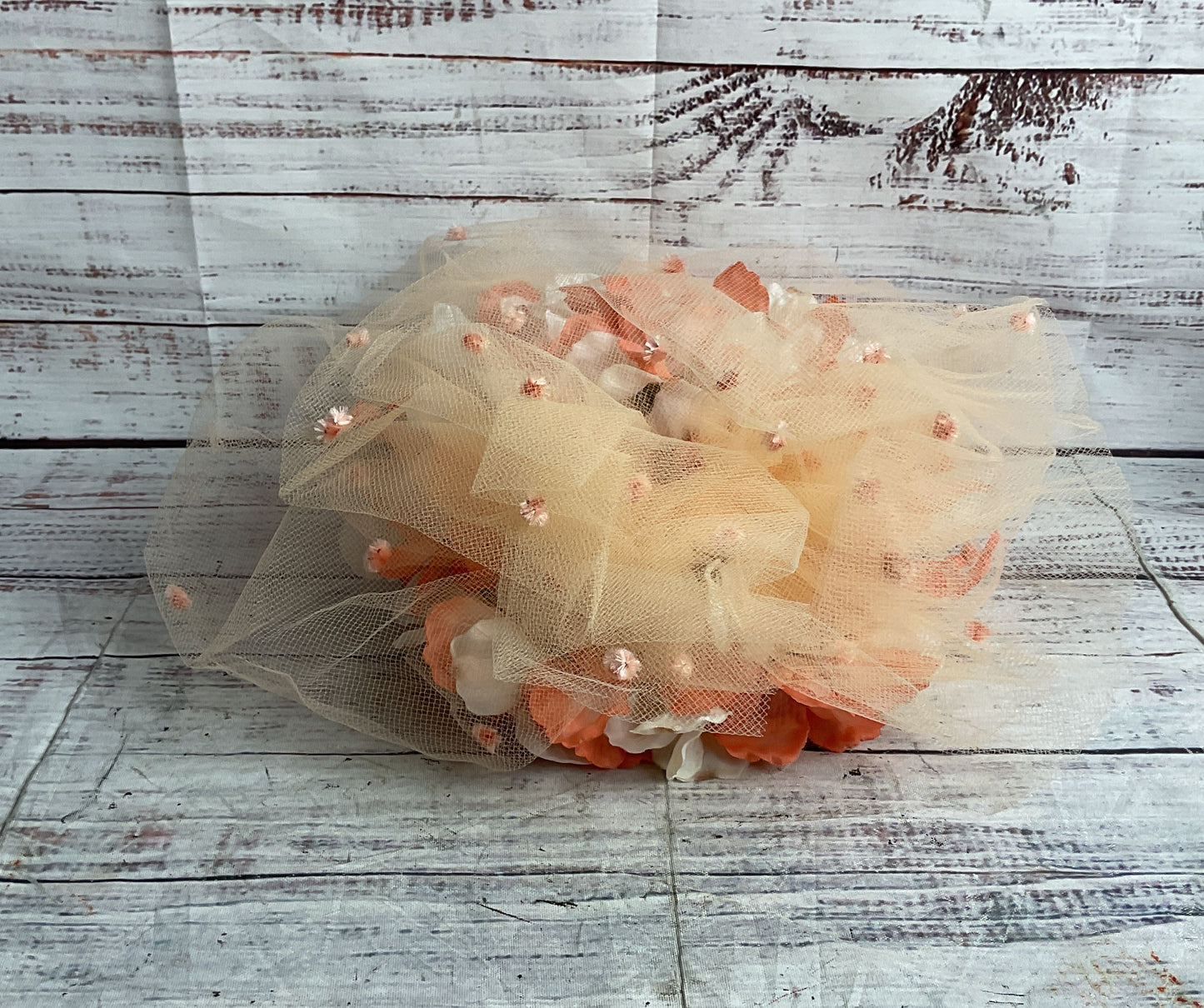 Plaza Suite Vintage Floral Veil Hat Peach OS