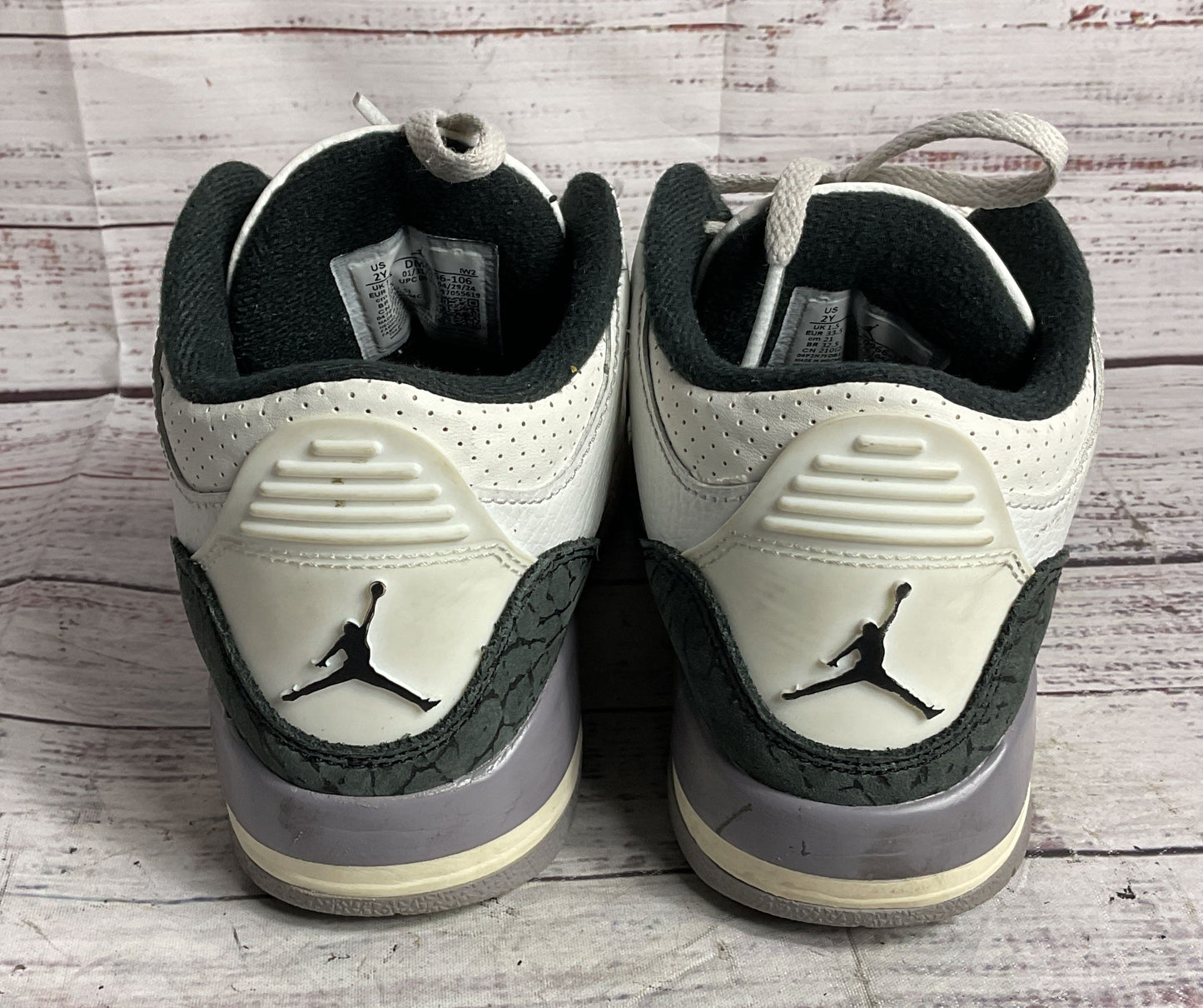 Nike Air Jordan 3 Retro Unisex Kids Sneakers Cement Grey 2Y
