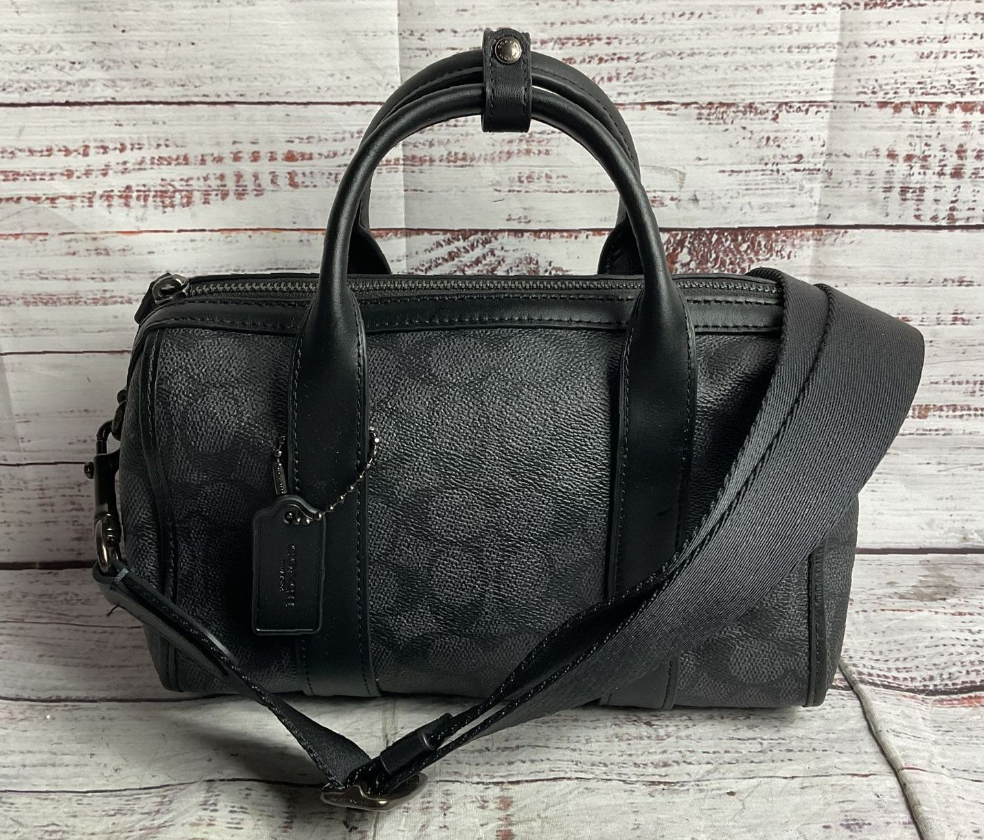 Coach Signature Canvas Gotham Duffle 24 Black