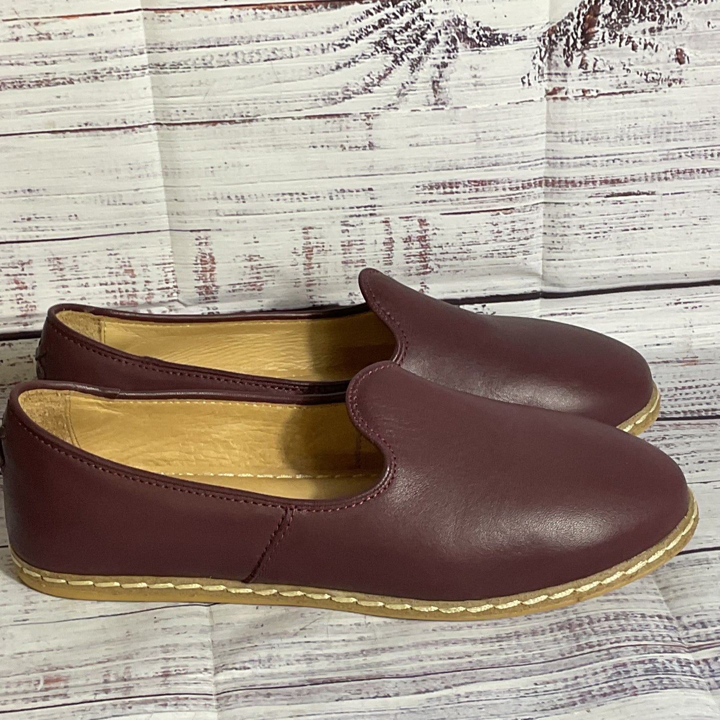 CHARIX Itelier Women's Bordeaux Leather Slip-On Flats- SZ 40.5/ 10.5 US