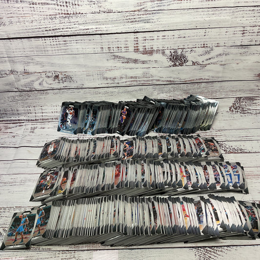 Panini 2017 18 Prism Basket Ball Card Lot ~880 Cards