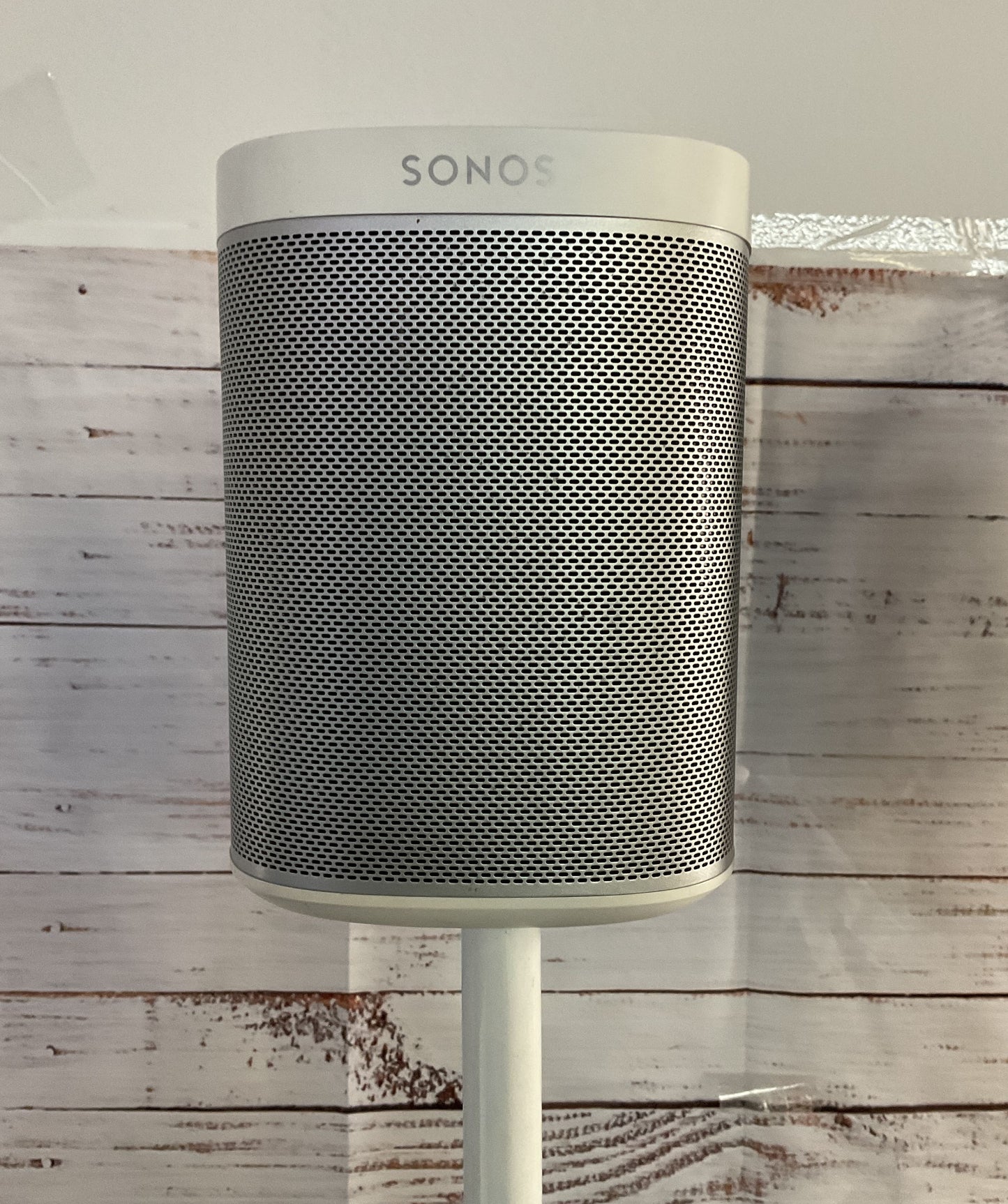 Sonos Play 1 Speakers With Flexson Floor Stands White