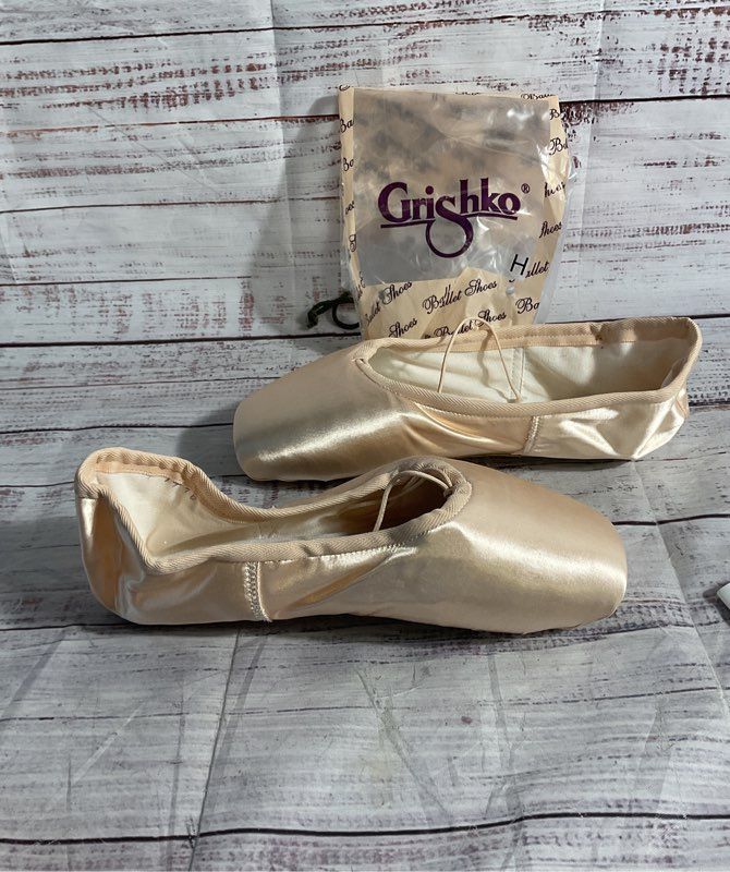 Grishko 2007 Pointe Size 7 XXXX H Made in Russia Ballet Shoes
