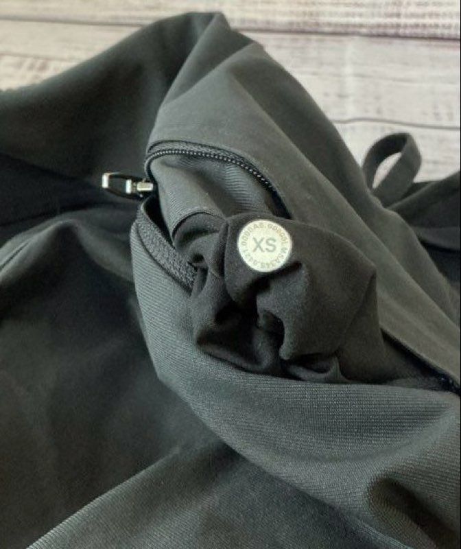 Men's Lululemon Gray Jogger Pants Size XS