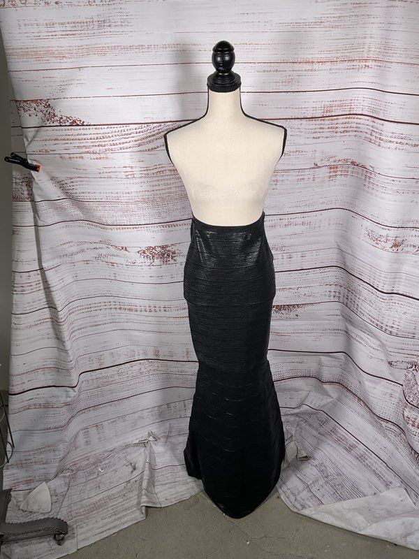 Alberto Makali Women's Black Metallic High Waisted Long Skirt Size M