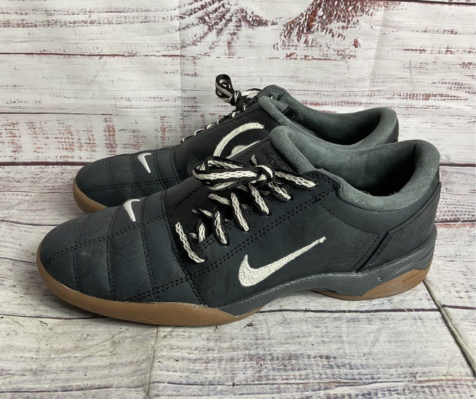 Nike Womens Total 90 III SP Shoes Black 7