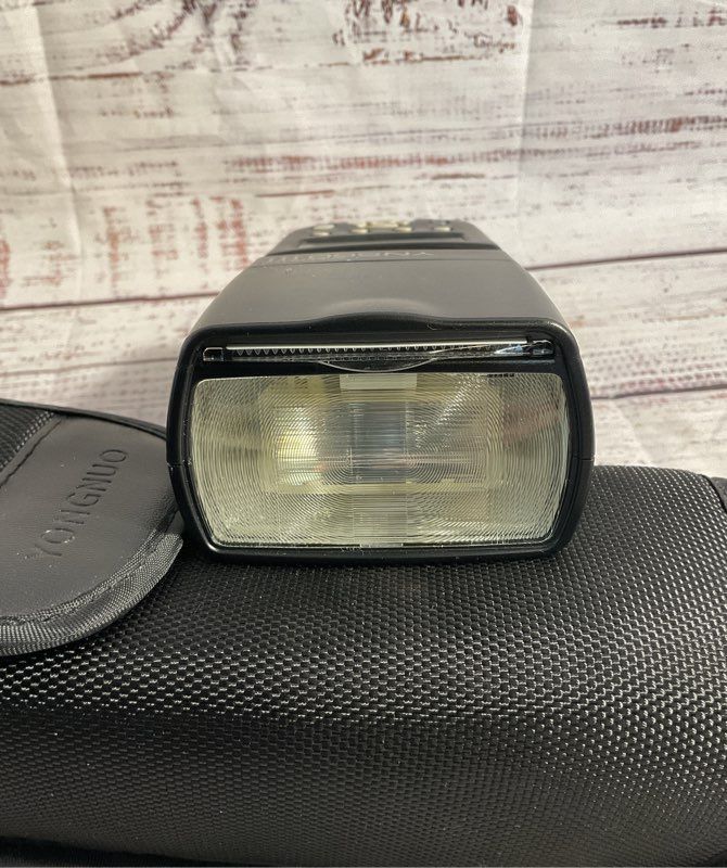 YONGNUO Speedlite YN-560-III Shoe Mount Flash