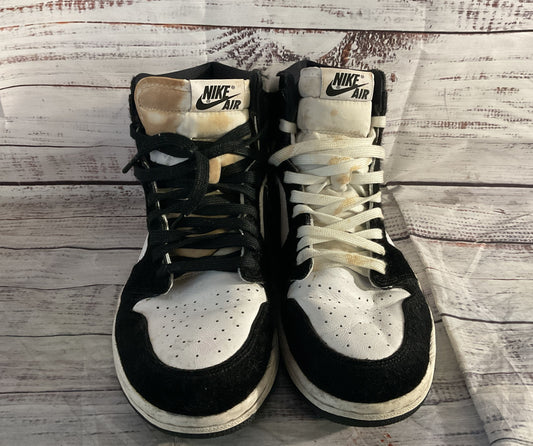 Nike Air Jordan 1 Retro OG High Twist Sneakers Black White 9.5