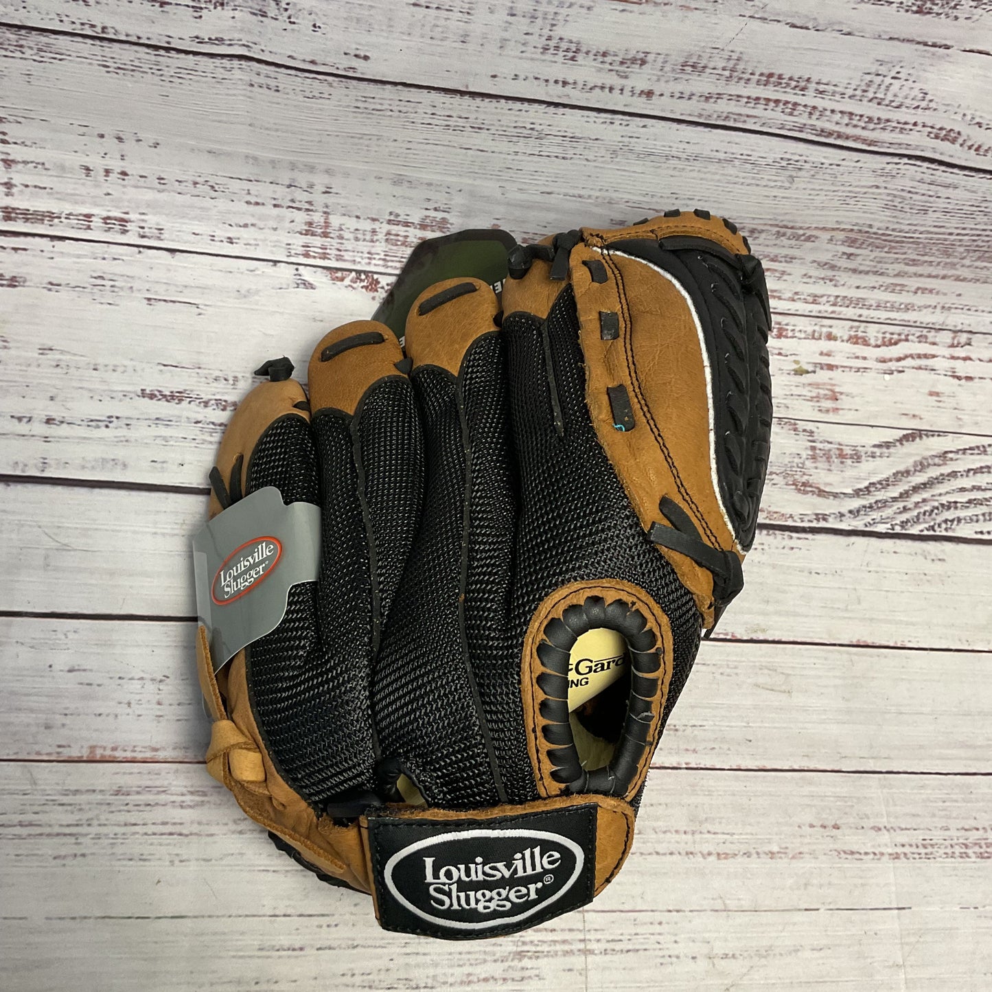 Louisville Slugger 12" Genesis Outfield/Pitcher Left Hand Baseball Glove New 2/2