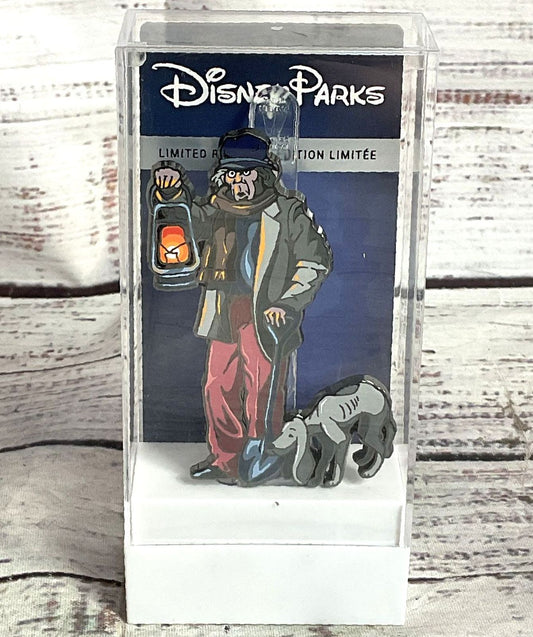 FigPin Disney Parks Haunted Mansion Grave Digger & Dog 2024