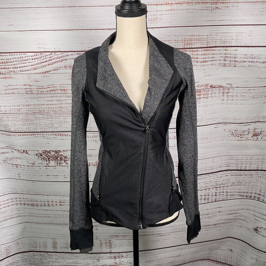 Lululemon Emerge Renewed Grey Herringbone Black Jacket - Size 6