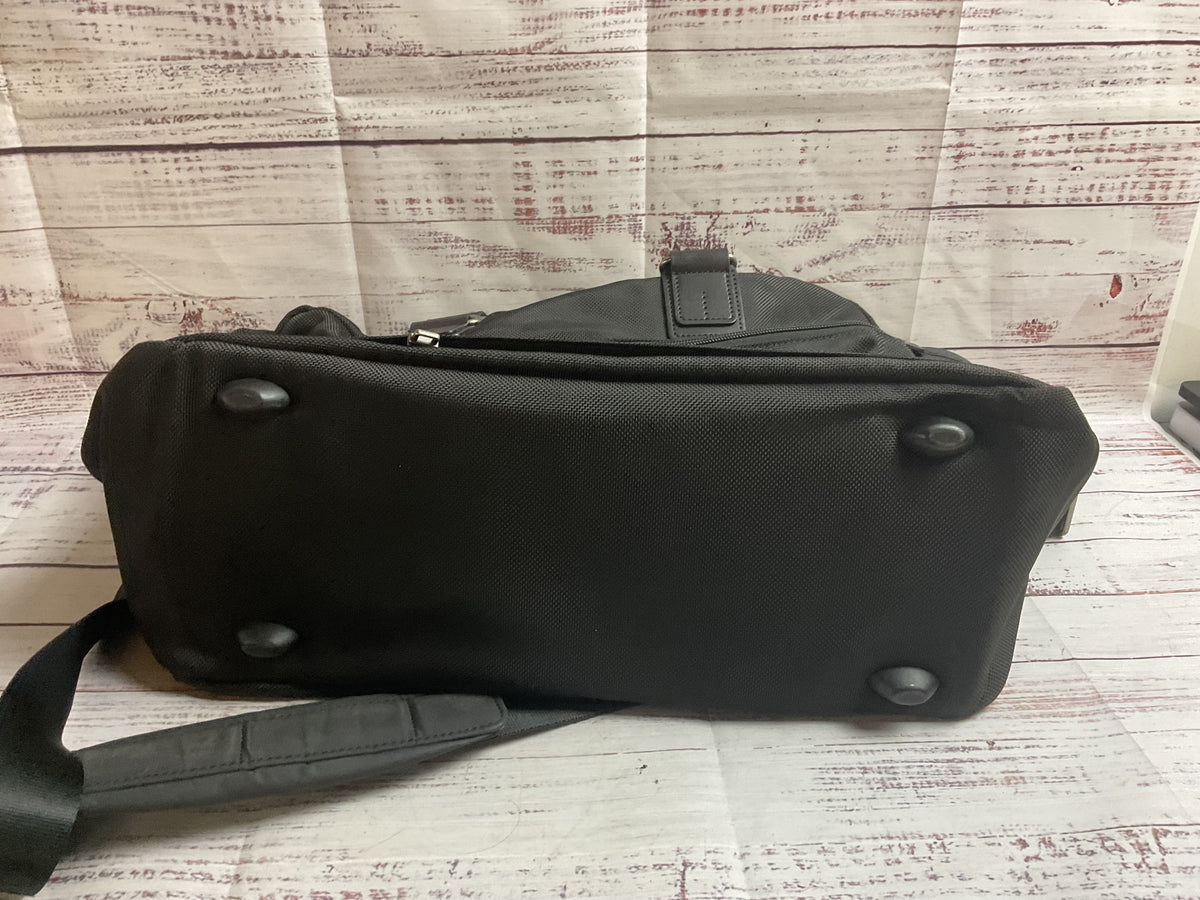 Tumi Black Everett Essential Tote