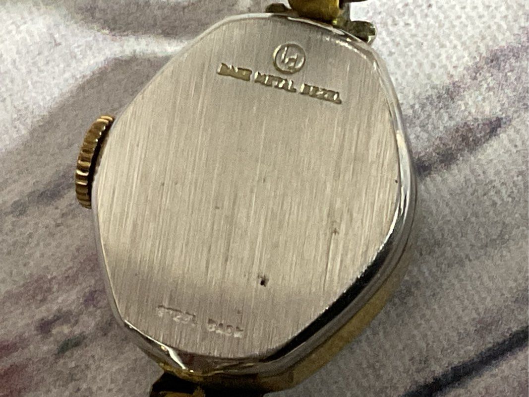VTG. HELBROS Women's Gold Tone Stretch Band Watch