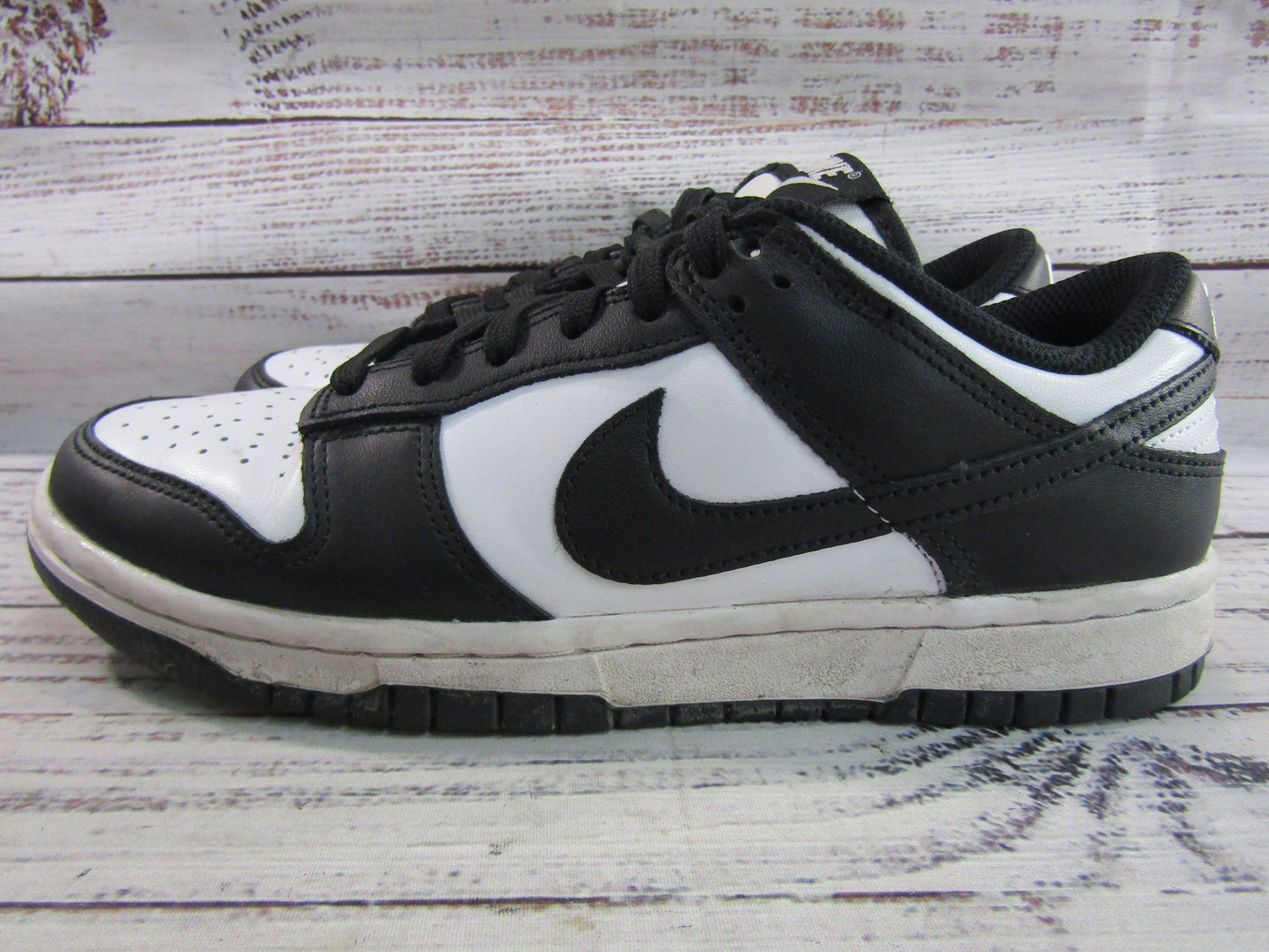 Nike Dunk Low Women's Black & White Low Top Sneakers Size 7.5 DD1503-101