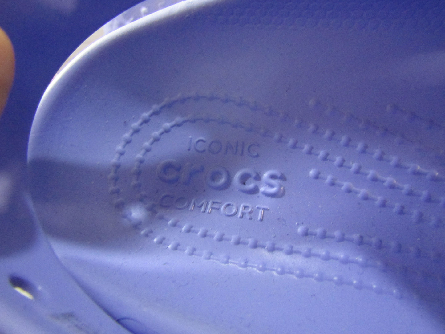 Crocs Classic Crush Women's Lavender Slip-On Sandals Size 9