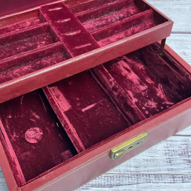 Vintage Burgundy Faux Leather Velvet Lined 2 Tier Jewelry Box