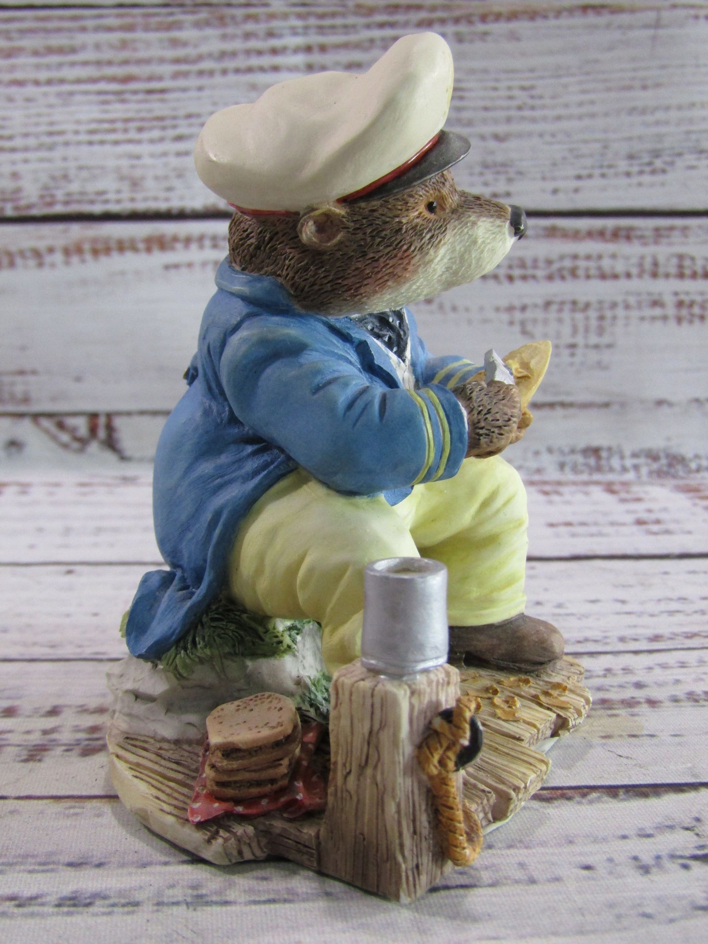 Villeroy & Boch Picnic at Foxwood Captain Otter Figurine