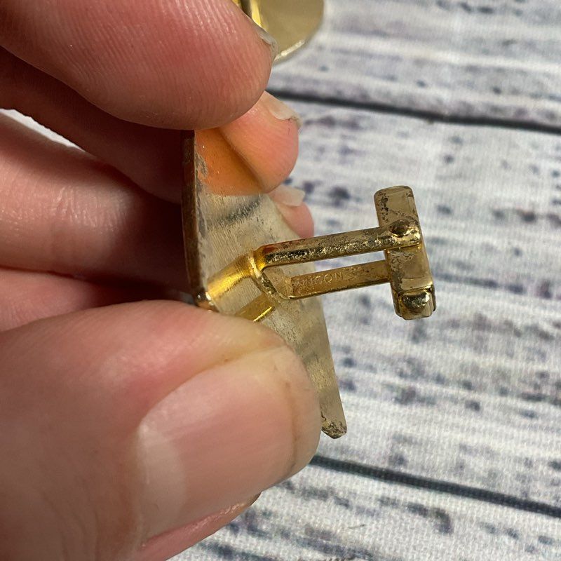 Lot of 8 Vintage Gold Tone Anson Mixed Style Cufflink Sets