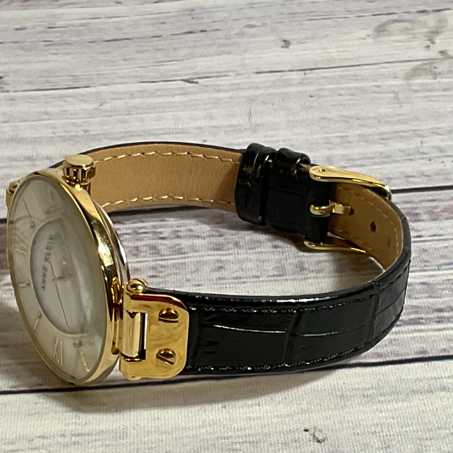ANNE KLEIN AK3228 Women's Gold Tone Black Leather Embossed Band