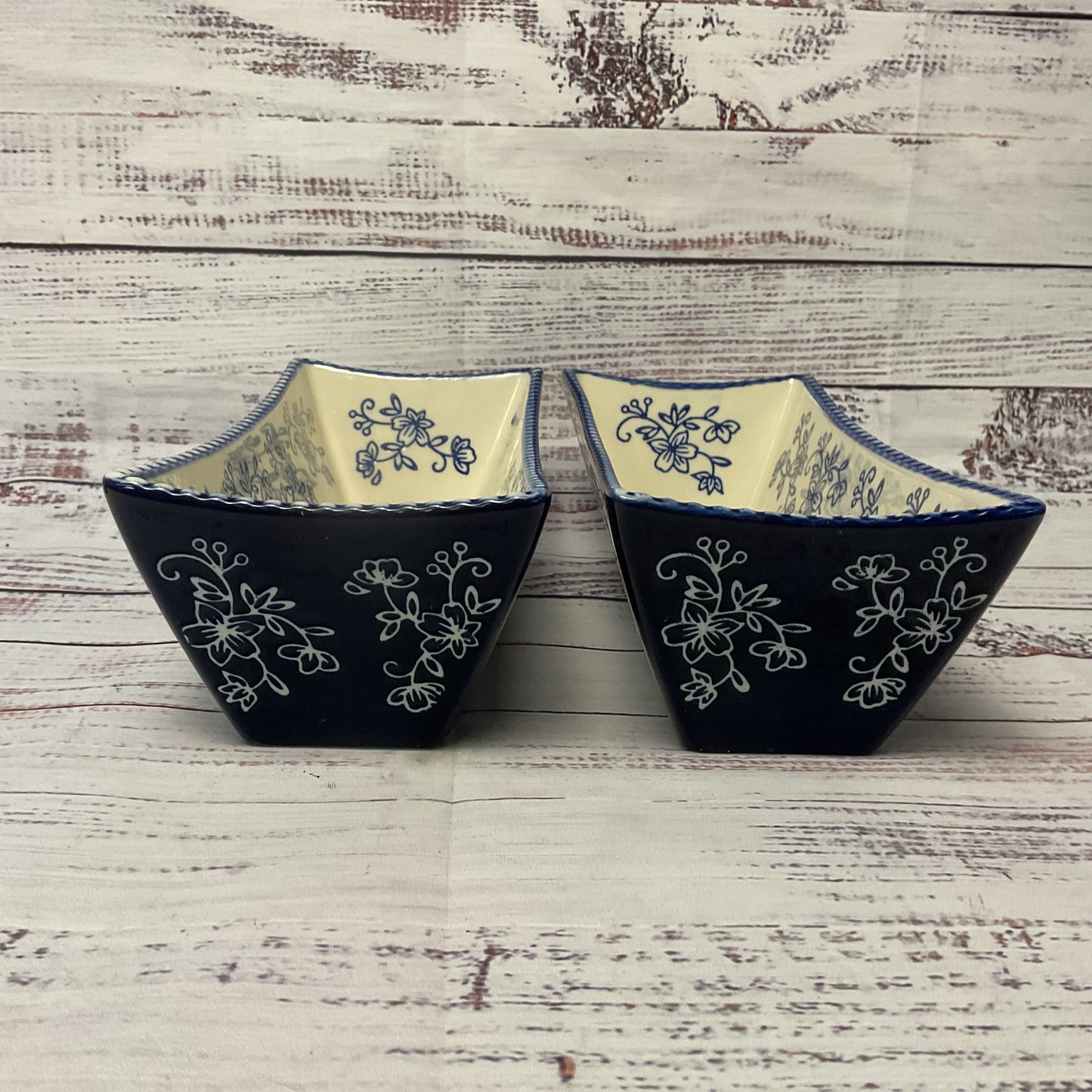 Temp Tations Rectangular Bowl Blue Floral Lace Ceramic Pair Of 2