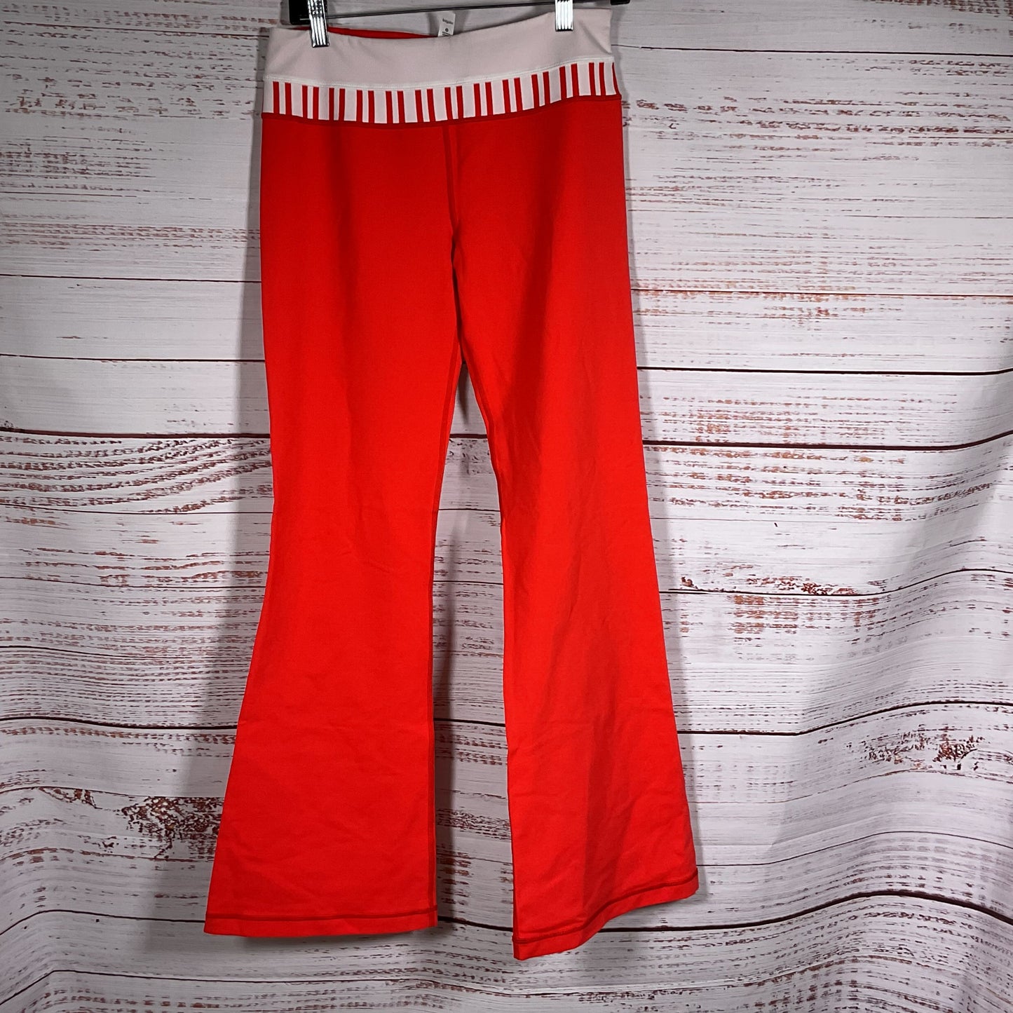 NWT LULULEMON Groove Flare Leg Yoga Pants- Slim 8