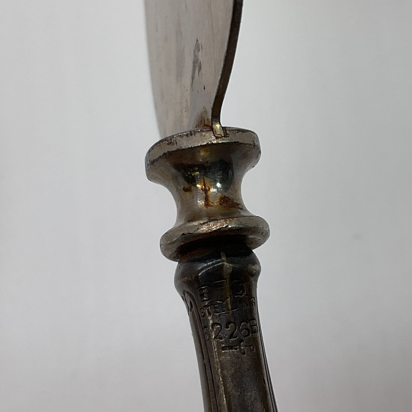 VTG. Sterling Silver #5228B Cake Knife- 9.5" (4" Handle)