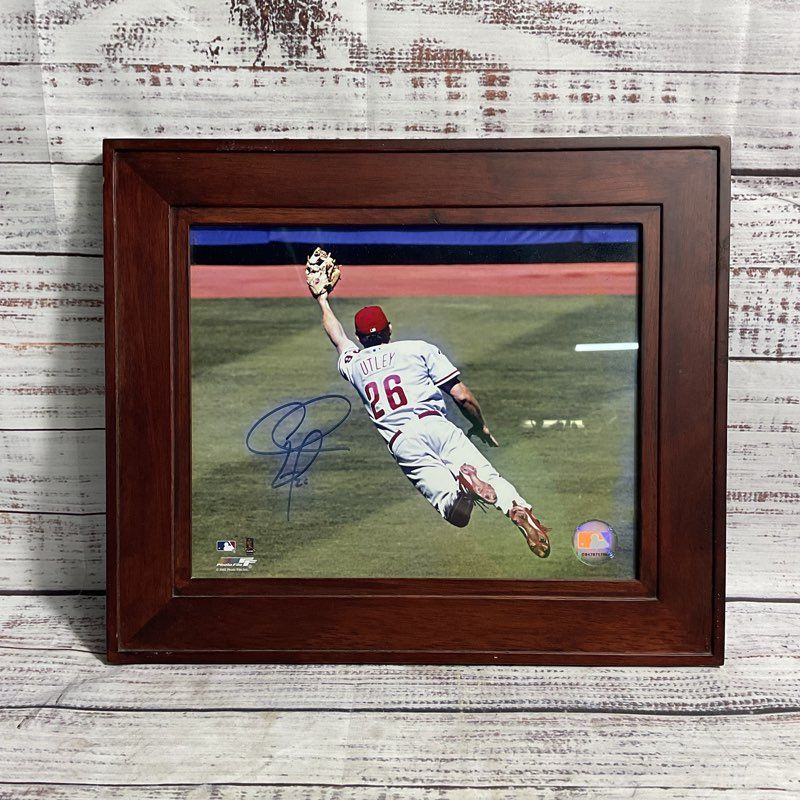 SIGNED Chase Utley Philadelphia Phillies 13" Baseball Collectible Photo Framed