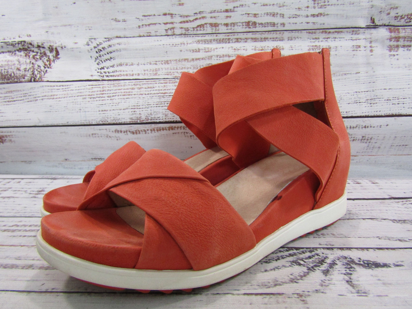 Eileen Fisher Tanelo Women's Orange Suede Sandals Size 7