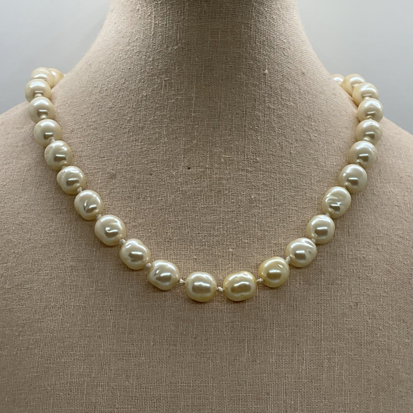 VTG. CAROLEE Sterling Silver & Faux Pearl Necklace- 17"