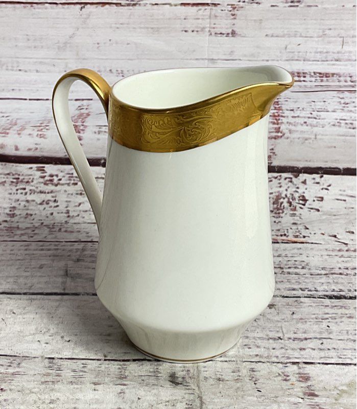 Mikasa Harrow Set of 4 Bone China Serving Pieces White Gold
