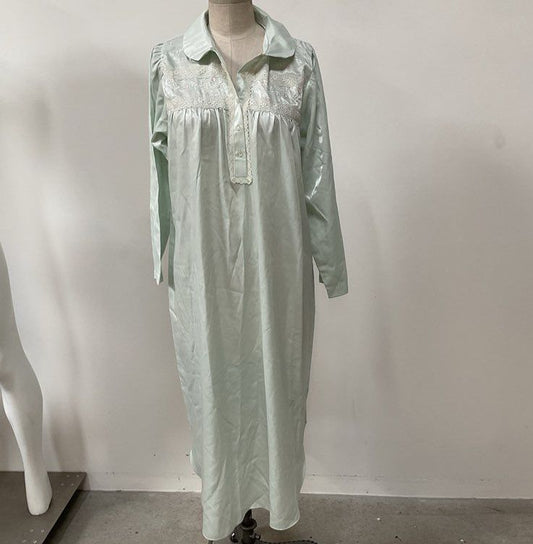 VTG. OSCAR DE LA RENTA Women's Mint Green Satin Embroidered Nightgown- SZ L