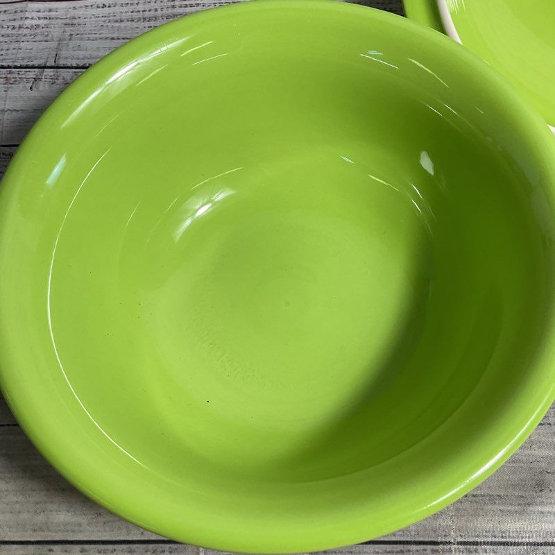 Fiesta Chartreuse Green 2 Pc. Holloware Set Gravy Boat & 9" Lidded Serving Bowl