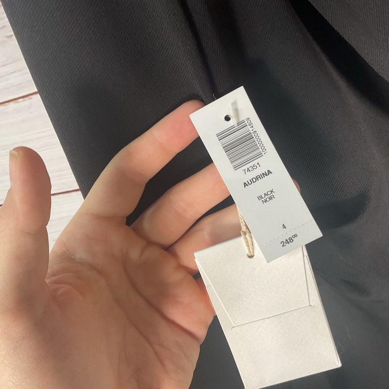 NWT Wilfred by Aritzia Black Audrina Wrap Blazer Formal Jacket - Size 4