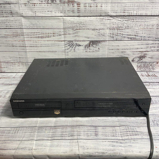 Samsung DVD-VR375 VCR and DVD Player FOR PARTS