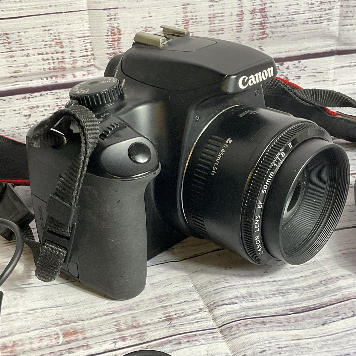 CANON REBEL XS DSLR Camera EOS with EF 50mm 1:1.8 II 0.45m/1.5ft Lens- WORKS!!!