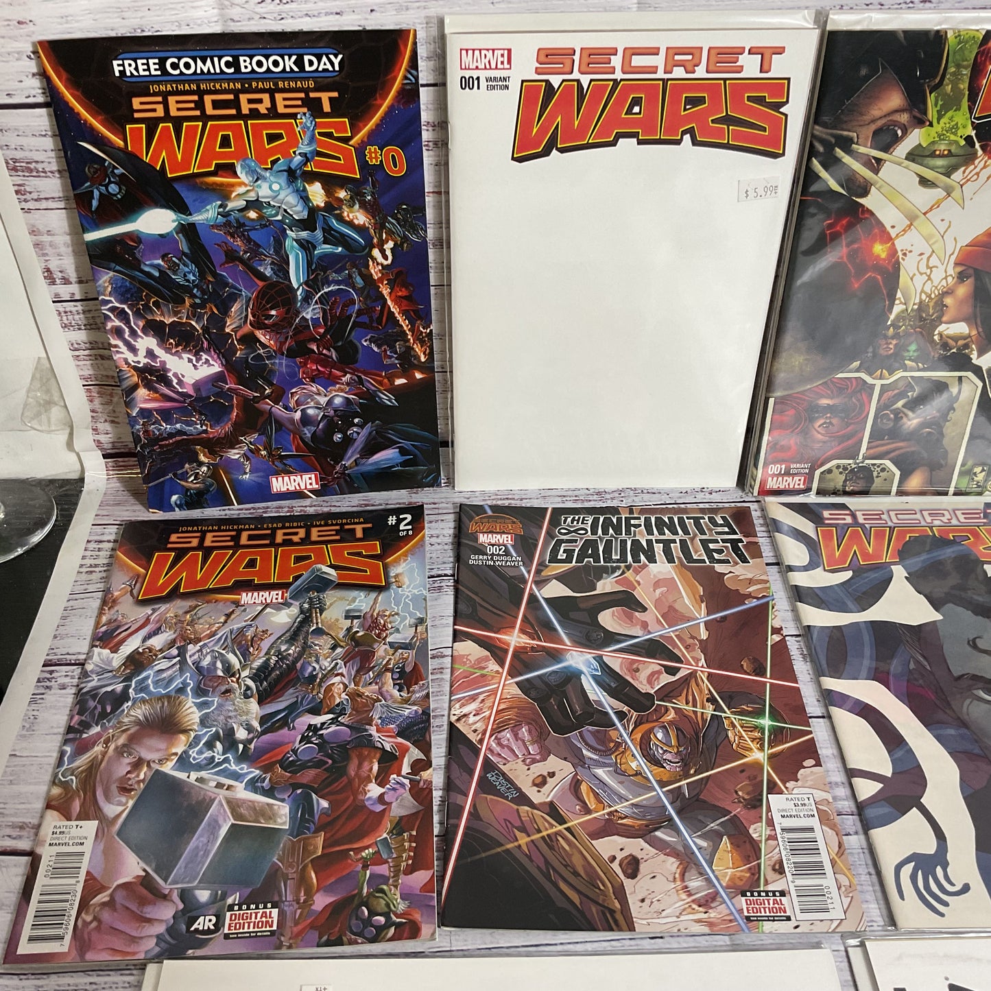 Set of 10 MARVEL Secret Wars Comic Magazines