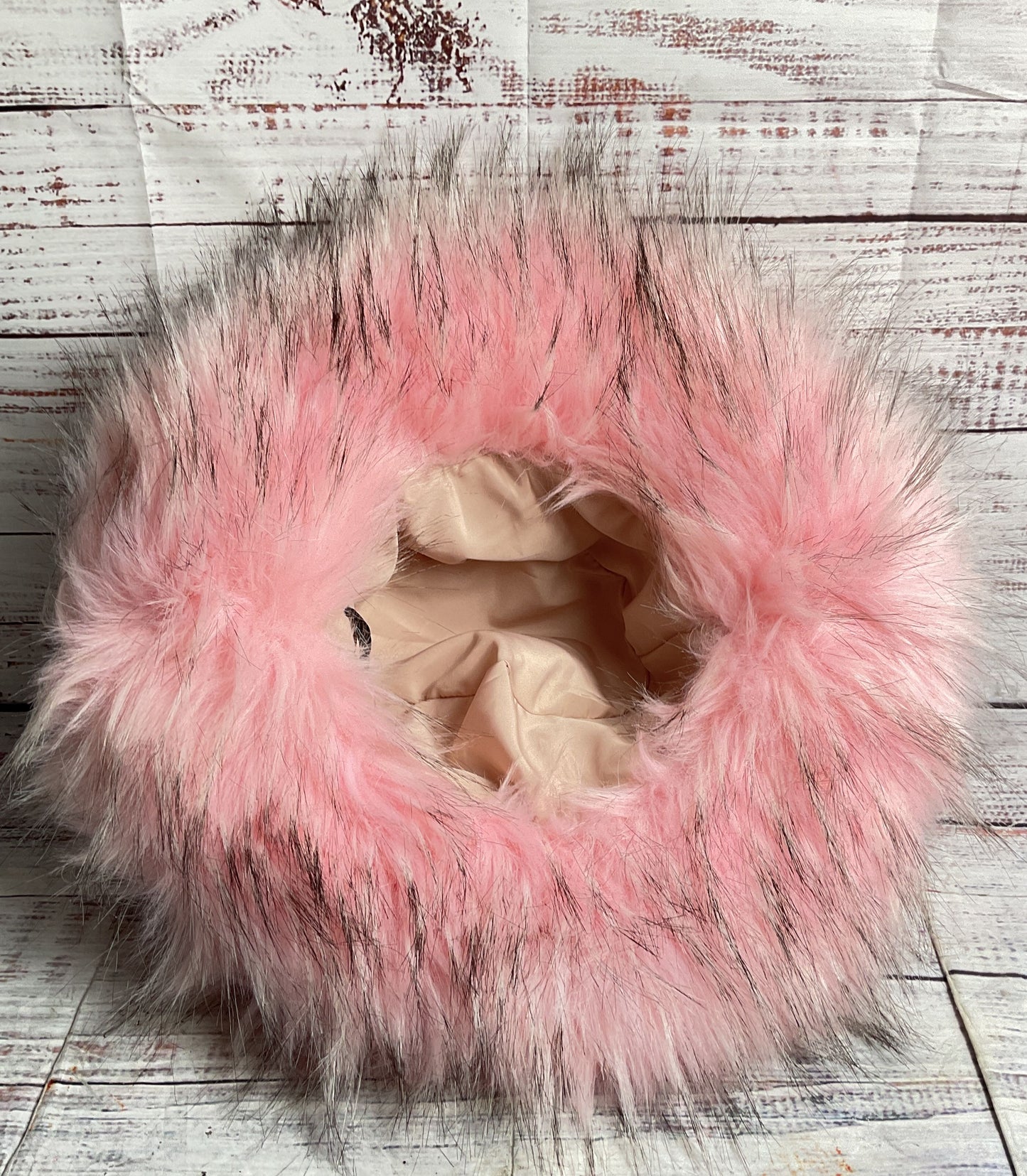 Tyler Lambert Furry Bucket Hat Pink Small
