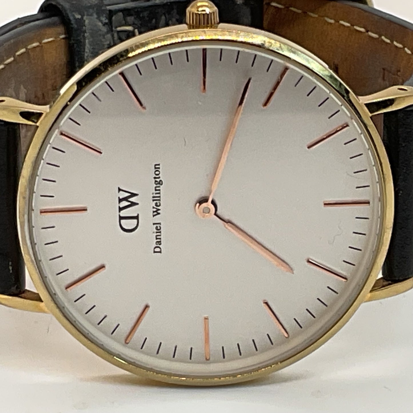 DANIEL WELLINGTON Men's Gold Tone Black Leather Band Watch