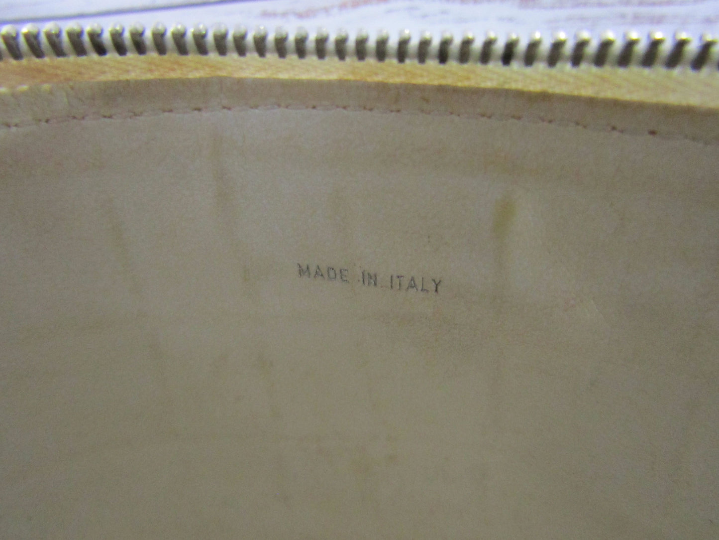 Vintage Dooney & Bourke Womens White Leather Croc Embossed Handbag Made in Italy