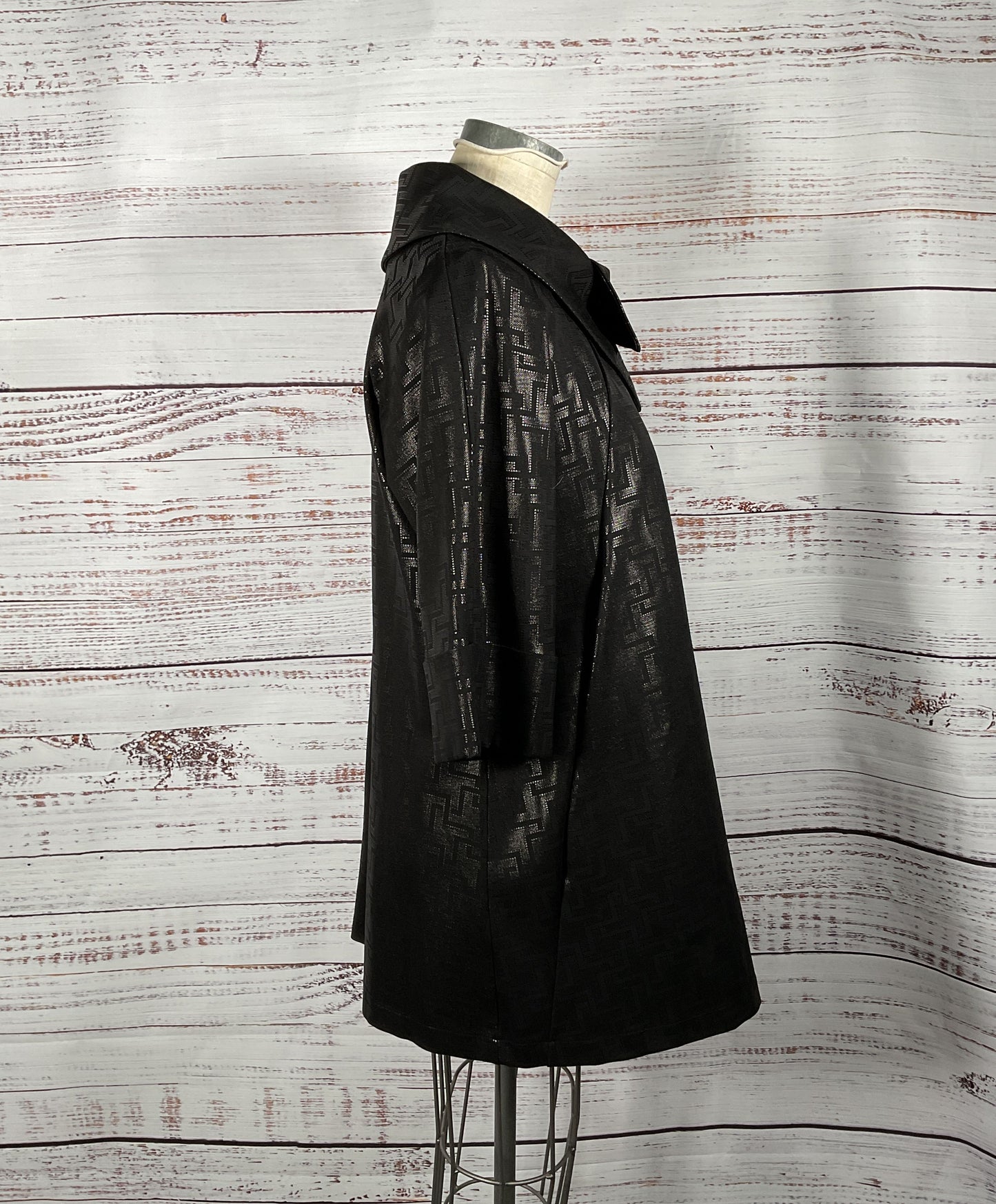 Insight New York Black Fold Over Collar Poncho Overcoat - Size 8