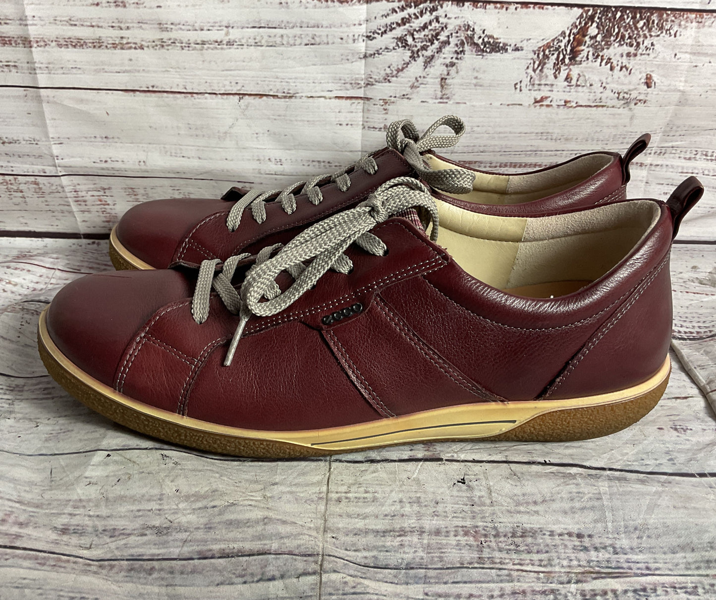 Ecco Chase Port Leather Lace-Up Sneakers Burgundy 40